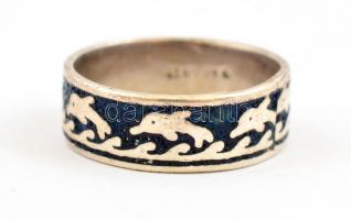 Ezüst(Ag) delfin mintás gyűrű, jelzett, méret: 62 nettó: 5,66 g