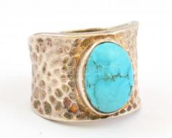 Ezüst(Ag) gyűrű, türkiz kővel, jelzetlen, méret: 59 bruttó: 12,14 g