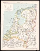 cca 1900-1910 49 db vegyes térkép különböző országokról, városokról, közte: Amszterdam, New York, Franciaország, Oroszország stb., hajtottak