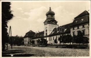 1937 Rohonc, Rechnitz; Batthyány kastély. Josef Lehner kiadása / castle (lyuk / hole)