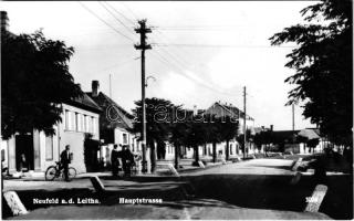 Lajtaújfalu, Neufeld an der Leitha; Hauptstrasse / Fő utca, kerékpár. Verlag Franz Mörtl / main street, bicycle