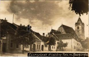 1929 Kismarton, Eisenstadt; Platz m. Pfarrkirche / tér, templom, Grunner üzlete / square, church, shop of Grunner. photo
