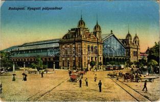 1917 Budapest VI. Nyugati pályaudvar, vasútállomás, villamos. Vasúti levelezőlapárusítás. Erdélyi udv. fényképész felvétele (EB)