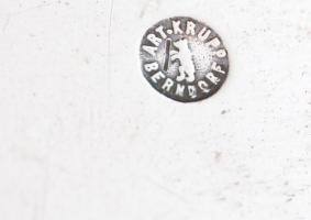 Négyszögletes fém kínáló, jelzett, 18x17 cm, m: 17 cm