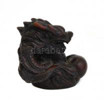 Vörös színű, műgyanta, kis sárkány figura, 6x6,5 cm