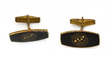 NKFV (Nagyalföldi Kőolaj- és Földgáztermelő Vállalat) feliratú mandzsetta gomb pár, 2,5x2,5 cm