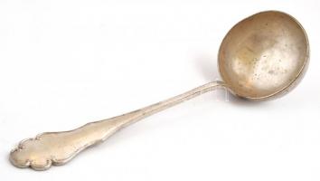 Ezüst (Ag) kanalak (6 db), és ezüst (Ag) villák, és 1 db ezüst (Ag) merőkanál, a merőkanalat leszámí...