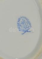 Herendi Viktória mintás porcelán tálka, kézzel festett, jelzett,apró kopásnyomokkal, 9,5x7 cm
