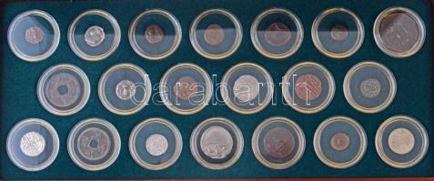 Érmék 20 évszázadból 20db klf érme a Kr. u. I. századtól kezdve egészen a XX. századig, benne több érdekes és ritka érmével (kidariták, Bizánc, India, Kína, Szafavidák). Az egész gyűjtemény kapszulákba és mágneszáras gyűjtői díszdobozban T:2-3 / 20 Centuries A.D. Coin Collection 20pcs of diff coin from 1st century AD to the 20th century with several interesting and rare coins (Kidarites, Byzantium, India, China, Safavid). The entire collection in magnetic seal box C:XF-F