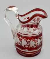 5 db antik üvegtárgy, piros levélmintás dekorral: Pohár, kiöntő, tégely fedővel, füles bögrécske, du...