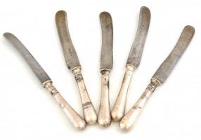 Ezüstözött alpakka kések, 5 db, Solingen jelzéssel a pengén, h: 20,5 cm