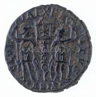 Római Birodalom / Siscia / II. Constantius 337-341. AE3 Cu (1,57g) T:2
Roman Empire / Siscia / Cons...
