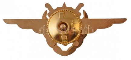 ~1975. "Magyar Néphadsereg Aranykoszorús I. osztályú repülőgépvezető" aranyozott kitüntető...