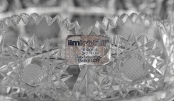 Talpas kínáló, csiszolt ólomkristály, jelzett, apró kopásokkal, m: 16 cm, d: 19,5 cm