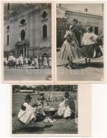 8 db régi magyar folklór, népviselet motívumlap / 8 pre-1945 Hungarian folklore, traiditonal costume...