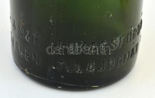 Wellisch Manó és fiai konzervgyára Budapest üveg, porcelán dugóval, apró kopásokkal, m: 27,5 cm + Ré...