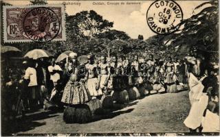 Ouidah, Whydah; Groupe de danseurs / native dancers, African folklore