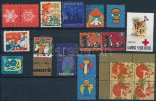 19 db Karácsonyi levélzáró bélyeg, főleg dán, stecklapon