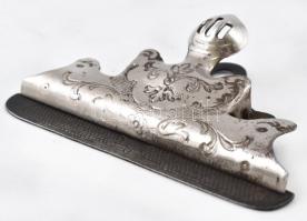 Antik fém iratkapocs, rozsdás, 15x9,5 cm