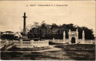 Hanoi, Tombeau réservé á S. E. Hoang-Cac-Khai / tomb reserved for S. E. Hoang-Cao-Khai (creases)