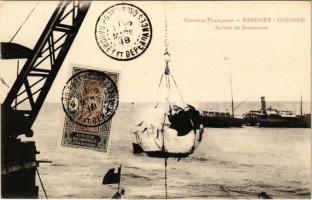 Cotonou, Arrivée du Gouverneur / arrival of the Governor, ship