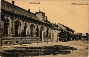 1923 Celldömölk, Kossuth Lajos utca. Vasúti Levelezőlapárusítás 6. sz. - 1918. (EK)