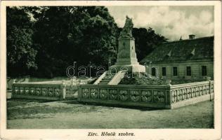 1935 Zirc, Hősök szobra, emlékmű