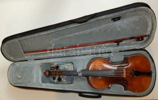 Mesterhegedű 1669 Jacobus Stainer jelzéssel a hegedű belsejében + keménytok