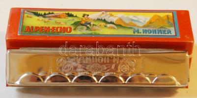 cca 1940 M. Hohner Alpen Echo márkájú C szájharmonika dekoratív eredeti keménydobozban, új állapotban