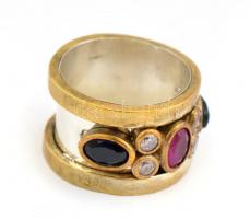 Ezüst (Ag) színes kövekkel díszített masszív gyűrű, jelzett, méret: 53, bruttó: 6,31 g