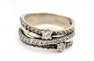 Ezüst(Ag) gyűrű, sok apró kővel, jelzett, méret: 54, bruttó: 4,83 g