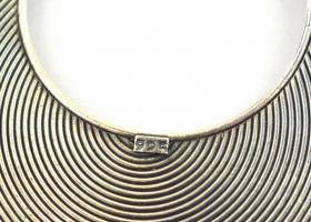 Ezüst(Ag) divat fülbevalópár, jelzett, d: 4,5 cm, nettó: 11,48 g