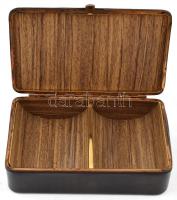 Bőr, kétrészes doboz, kissé kopottas állapotban, 10,5x17x4,5 cm