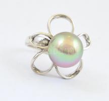 Ezüst(Ag) gyöngyös gyűrű, jelzett, méret: 55, bruttó: 7,6 g