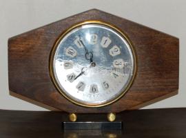 Magyar gyártmányú Bertina asztali óra