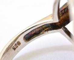 Ezüst(Ag) virágos gyűrű, markazittal és kék kövekkel, jelzett, méret: 56, bruttó: 10,65 g