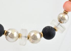 Ezüst(Ag) gyöngyös nyakék, jelzett, h: 40 cm, bruttó: 41,26 g