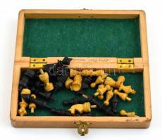 Utazó sakk készlet, hiánytalan, 13,5x13 cm