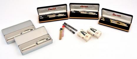 Írószerek: 3 db Pentel toll és töltőceruza készlet díszdobozban + 1 egyéb toll, 2 tűzőgép, rotringhegyek