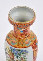 Satsuma váza. Kézzel festett, jelzés nélkül, kopásokkal 20 cm