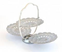 2 db fém asztali sütemény kínáló, az egyik összehajtható. 20 cm