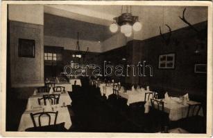 1940 Budapest II. Trombitás vendéglő, étterem, belső. Tulajdonos Guttenberger Antal. Retek utca 12. (Széna térnél) (EK)