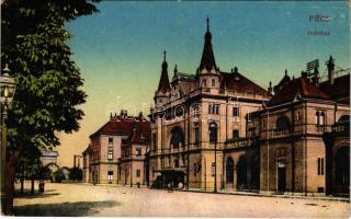 Pécs, Indóház, vasútállomás. Vasúti Levelezőlapárusítás 8639. - 1917. (EK)