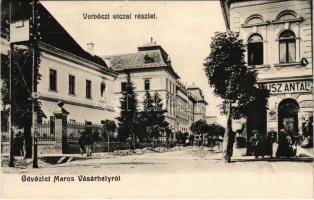 Marosvásárhely, Targu Mures; Verbőczi utca, útépítés, üzlet / street, construction, shop