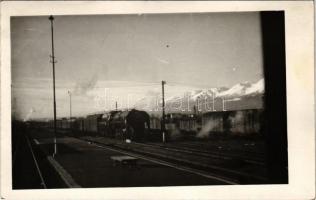 1952 Poprád (Tátra, Vysoké Tatry), vasútállomás, vonatok / railway station, trains. photo
