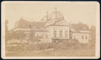 cca 1865 Korai fénykép a Gödöllői Királyi Kastélyról, keményhátú fotó, szép állapotban, 6×10,5 cm