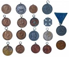 18db, 8xklf nagyrészt Br kitüntetés és emlékérem, egy kivétellel mellszalag nélkül, közte 1898. Jubileumi Emlékérem Fegyveres Erő Számára / Signum memoriae (AVSTR) Br kitüntetés mellszalag nélkül (6x, egyik ezüstözött) T:vegyes 18pcs, 8xdiff, mostly Br medals and medallions, without ribbon (except one), within Hungary 1898. Commemorative Jubilee Medal for the Armed Forces decoration without ribbon (6x, one of them silvered) C:mixed