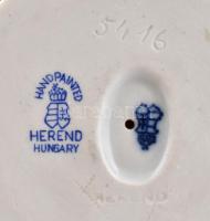 Herendi csizmás fiú, kézzel festett, jelzett (régi jelzéssel), hibátlan m: 21 cm