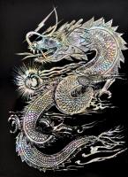 Koreai sárkány gyöngyház kép, keretben. 14x11 cm