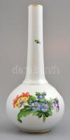 Herendi porcelán virág mintás váza, kézzel festett, jelzett, apró kopásokkal, m: 19 cm